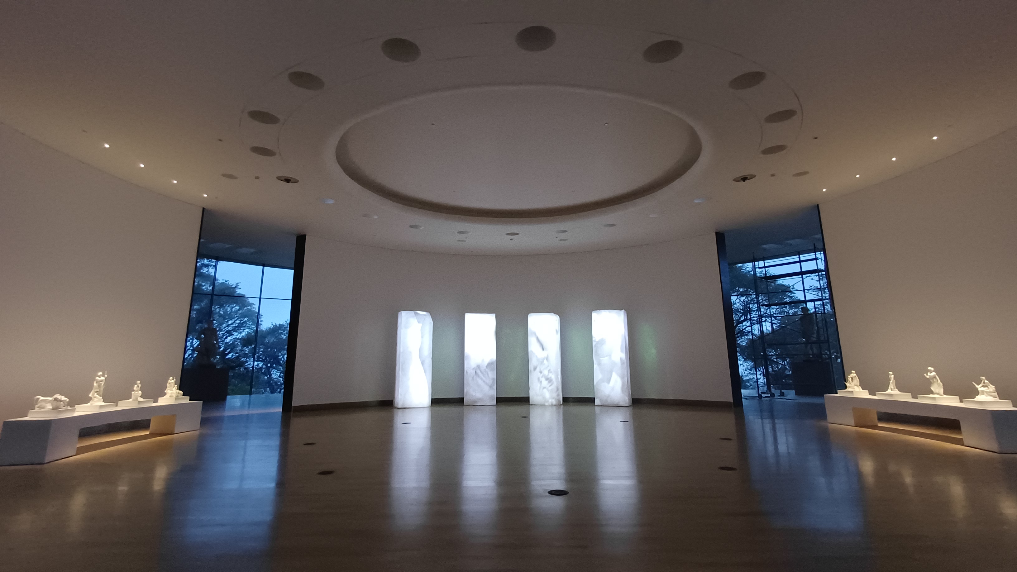 Our main challenge was making the technology invisible so the story could take center stage. Believe it or not, there are 8 projectors hidden in this photo.